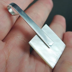 925 Sterling Silver Small Sqaure Mother of Pearl Pendant Jewelry, MOPP-161 - Picture 1 of 5