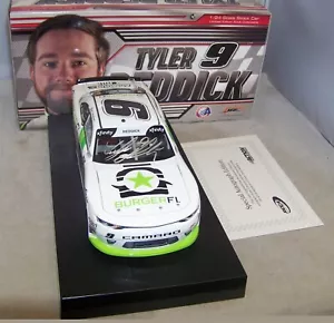 1:24 ACTION 2018 #9 BURGERFI XFINITY CAMARO TYLER REDDICK AUTOGRAPHED #92/240 - Picture 1 of 8