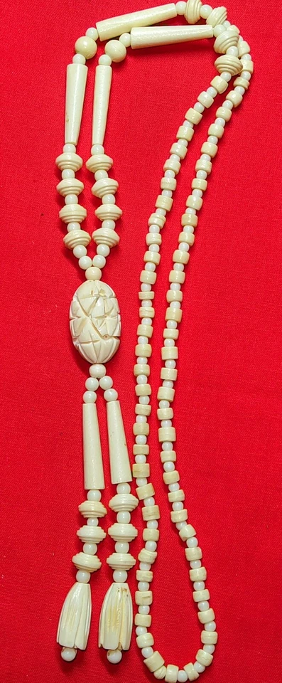 Collares tallados naturales, diseño único en su tipo y pulsera de lucite de color natural  Foto 1 de 4