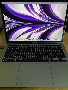 Macbook air 13" M1 256GO 8GO Ram gris sidéral comme neuf - Afbeelding 1 van 3