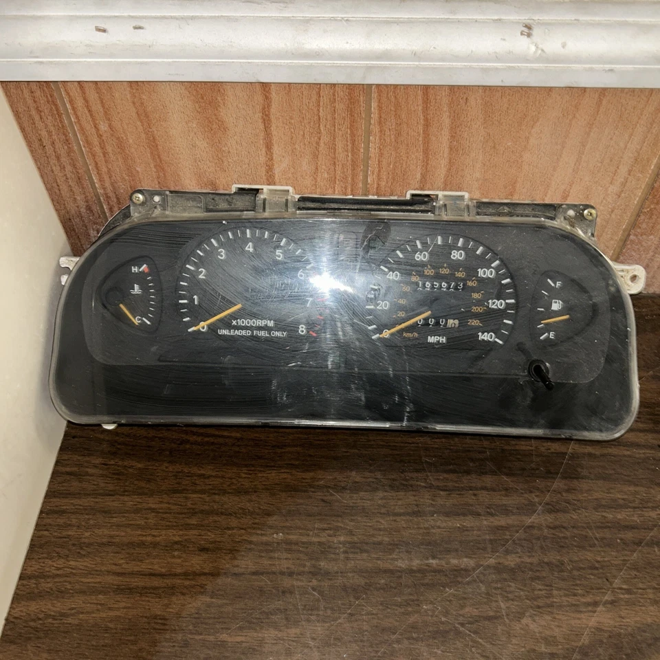 Cuadro velocímetro instrumento Toyota Avalon 1995-1997 OEM, 83010-07011-00 Foto 1 de 4