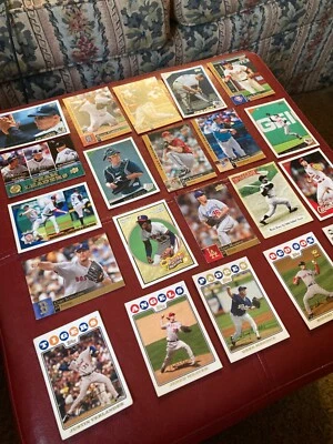 Pack de 60 cartas coleccionables Topps y Upper Deck MLB en excelente estado Foto 1 de 4