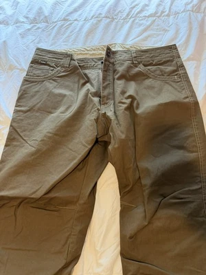 Nova linha de lã para calças de caminhada Kuhl Free Rydr - Imagem 1 de 4