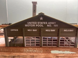 HO Scale U.S. Army MOTOR POOL BUILDING 181 by Model Power 667 - Picture 1 of 6