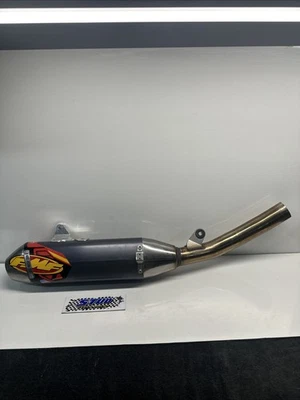 FMF Racing Yamaha YZ250F 19-24/YZ250FX 20-23 Powercore 4 Hex Muffler - Image 1 of 4