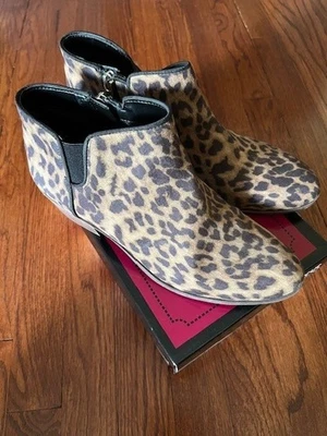 Bota Demi Estampado Leopardo Talla 8.5 - Circo por Sam Edelman Mujer - NUEVA Foto 1 de 4