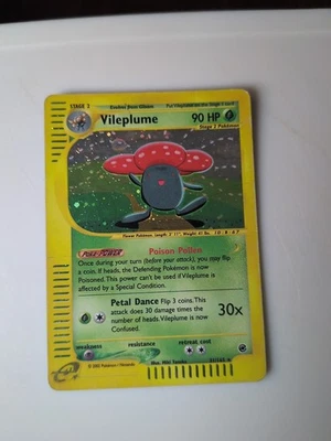 Vileplume 31/165 Expedition 2002 Holo Card HP/DMG - Image 1 of 4