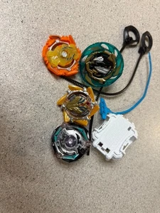 SET BESTEHEND AUS 4 Beyblade Burst Rise Hyper Sphere Hasbro E7733 Air Knight K5 & anderen. - Bild 1 von 6