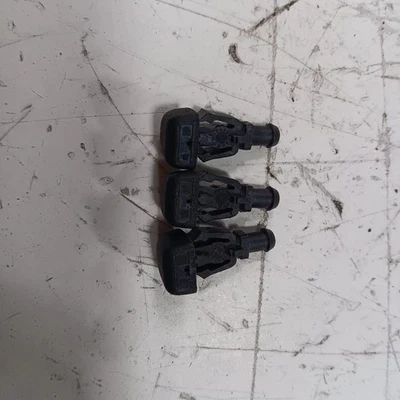 Boquillas pulverizadoras de capó líquido para limpiaparabrisas Ford Taurus 2019 2018 2017 Foto 1 de 4