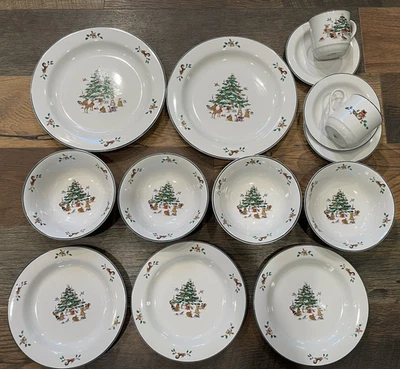 14 Woodland Navidad 2 CENA 3 PLATOS DE PAN 4 CUENCOS 2 TAZAS Animales MING PAO Foto 1 de 4