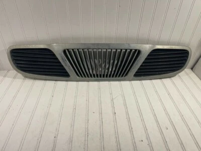 1997 1998 1999 2000 2001 2002 2003 Daewoo Leganza front grille 96205735 - Image 1 of 4