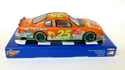 NASCAR Winner's Circle 15841 2002 Joe Nemechek #25 1:24 Die Cast   Foto 1 de 3