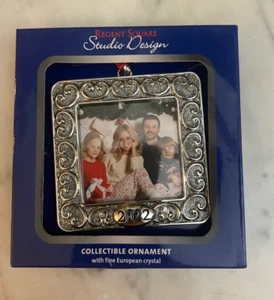 Regent Square Studio Design 2022 Christmas Famlly Photo Frame Ornament Crystals - Picture 1 of 3