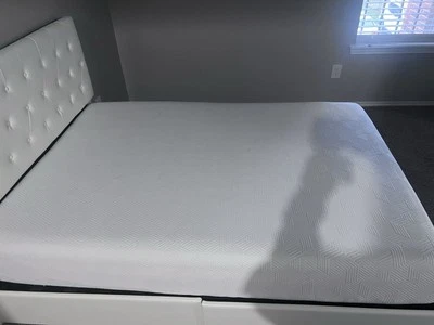 mattress full size - Image 1 of 3