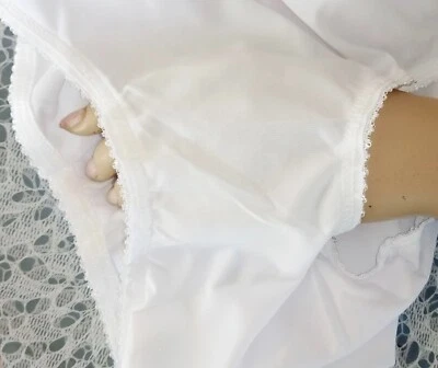 VTG SHADOWLINE DAZZLING SNOW WHITE  SHEER NYLON  "NO COTTON CROTCH"  PANTY 7 - Image 1 of 4