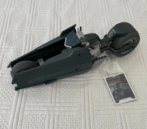 McFarlane Toys DC Multiverse Vehicle White Knight Batcycle 7" loose complete Cover