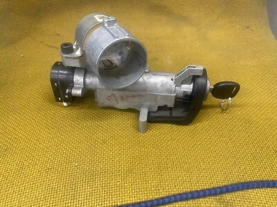 Chevrolet Traverse 2009-15 interruptor de encendido de dirección bloqueo con llave OEM 22756010. Foto 1 de 4