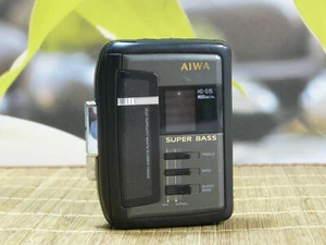 AIWA HS-G15 VINTAGE CASSETTE WALKMAN. SUPER BASS. FOR PARTS OR REPAIR. - Imagen 1 de 8