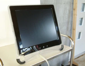 Formac Gallery 2010 Flat-Panel Display Computer Monitor - DVI Connection for PC - Picture 1 of 12