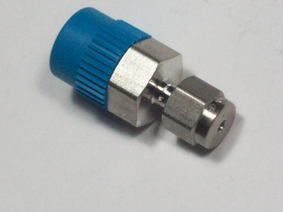 1- Swagelok Stainless Steel Connector, 1/16" OD Tube x 1/8" MNPT, SS-100-1-2