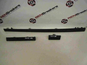 Renault Clio MK3 2005-2012 Dashboard Inserts Trim Plastic Moulding Black - Picture 1 of 2