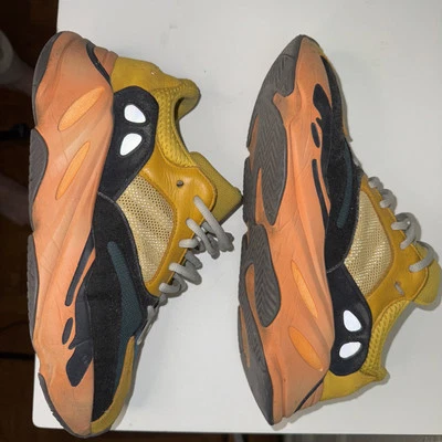 Tamanho 9.5 - Adidas Yeezy Boost 700 Sun - Imagem 1 de 4