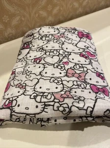 Manta de pañales muselina rosa/blanca/negra bebé niña Aden & Anais Hello Kitty - Imagen 1 de 3