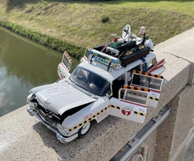 HOT WHEELS 1/18 Cadillac Ghostbusters II ECTO 1 Elite Diecast Model Car - Image 1 of 4