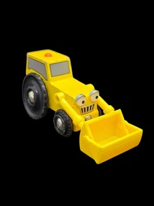 BRIO SCOOP from Bob the Builder Series Brio Wooden Vehicle Yellow - Picture 1 of 14