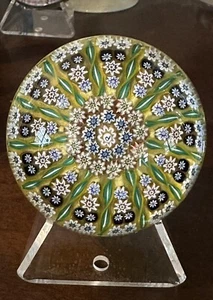 Perthshire Glass Paperweight Green Spoke Beautiful Look - Picture 1 of 8