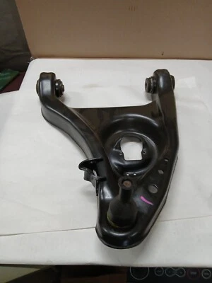 FORD OEM F8VZ-3078-BA LOWER CONTROL ARM 1998 - 2002 CROWN VICTORIA NEW - Image 1 of 4