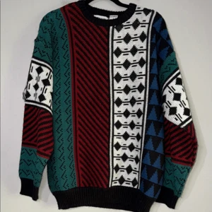 Gitano Crewneck Sweater Red and Green with Bold Patterns - Picture 1 of 14