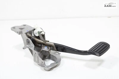 Chevrolet Camaro 1ss 2016-2023 tracción trasera asistencia de estacionamiento delantero pedal de parada de freno OEM Foto 1 de 4
