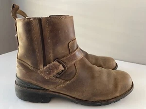 Men's Sz 10.5 M Clarks Chilton Brown Leather Zip Ankle Moto Boots Harness 82173 - Picture 1 of 5