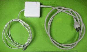 Apple A1184 A1330 A1344 A1435 100-240 & 16.5 volt Power Adapter Cord MacBook Pro - Picture 1 of 4