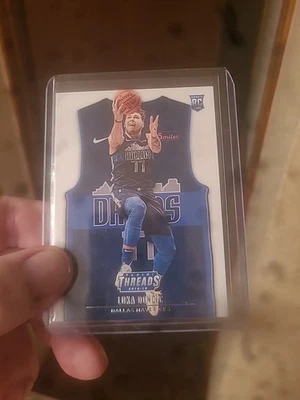2018-19 Panini Threads - Luka Dončić #181-Rookie - Image 1 of 4