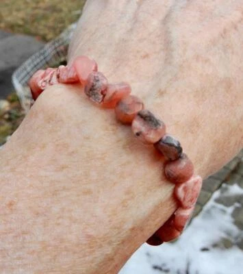 Pulseira elástica pepita de rodocrosita para cura emocional, amor, equilíbrio - Imagem 1 de 3