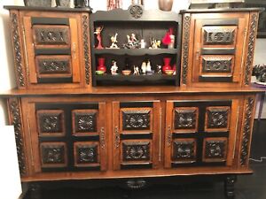 Stunning French oak 17th side cabinet/buffet, in the late 17th century style