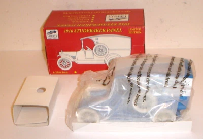 1916 Studebaker Panel 1/25 Diecast Truck Bank Thunder Hills Liberty Classics - Image 1 of 4