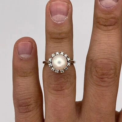 14KT White Gold 8.5MM Pearl with Diamond Halo Ring Size 6 - Image 1 of 4
