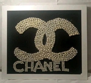 Jewelry Framed Art CC Chanel - Picture 1 of 3