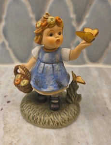 Berta Hummel “A New Discovery” Girl Figurine with Butterflies, 2001 Goebel BH171 - Picture 1 of 23