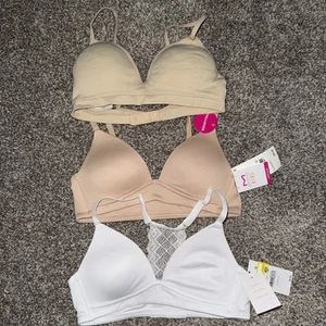 Lote de 3 sujetadores suaves inalámbricos Maidenform Girl Contour Cat & Jack talla 32A - Imagen 1 de 2
