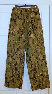 Gore-Tex Trousers - U.S. Navy Working Uniform Type III, APEC - Size Large/Long