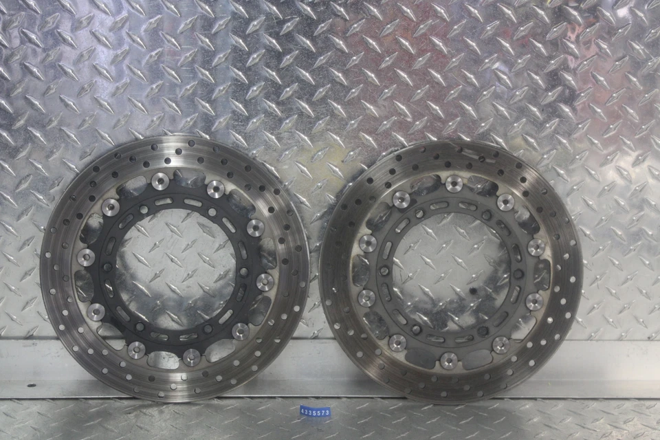 Yamaha YZF R6 2002 juego de rotor delantero 4SV-2581T-00-00 4,58 MM Foto 1 de 4