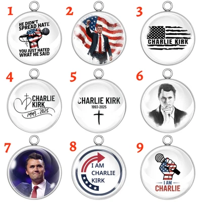 Dijes de cabujón de vidrio de punto de inflexión, Charlie Kirk Foto 1 de 4