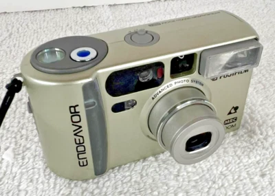 Cámara con zoom Fujifilm Endeavor 3000ix MRC enfoque automático zoom Foto 1 de 4