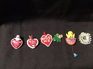Lot of 6 Pins ( 3 Valentines, 1 St Patrick’s Day , 1 Easter, ,1 Teddy Bear )