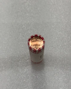 2020 D Mint Wrapped Lincoln Cent Roll Shield ~ UNC/Unopened ROLL - Bild 1 von 4