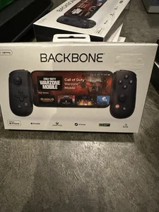 Backbone One Gen 2 Mobile Gaming Controller iPhone Lightning Black New/Sealed - Picture 1 of 2